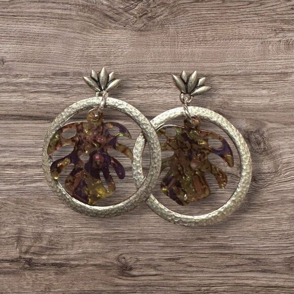 Faux Abalone Monstera Leaf Hammertone Hoop Earrings Lotus Posts - Picture 10 of 13